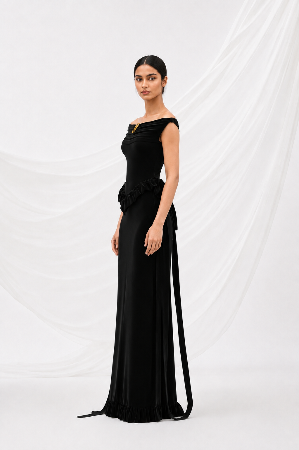 Black Off-Shoulder Evening Gown I Noir I vnelle