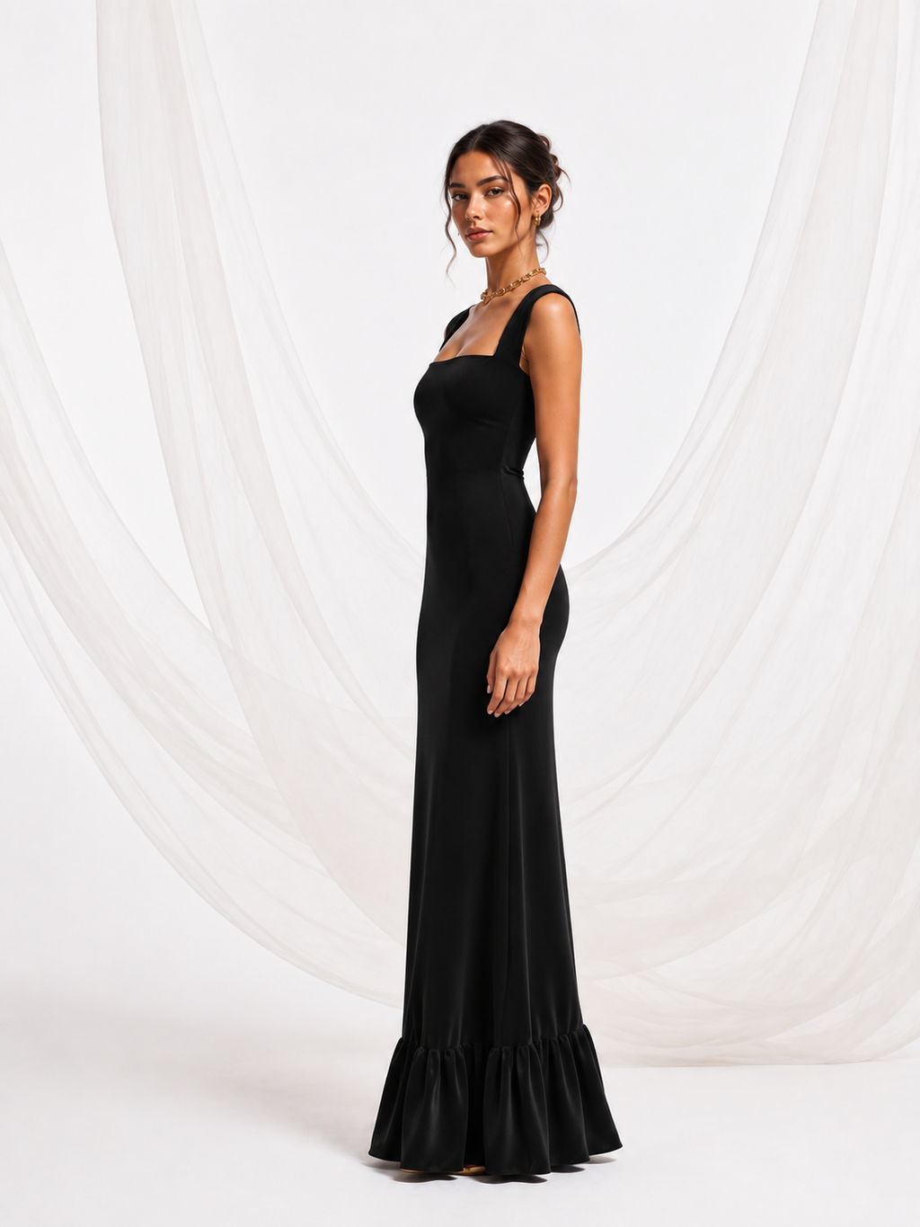 Black Square Neck Evening Gown I Noir I vnelle